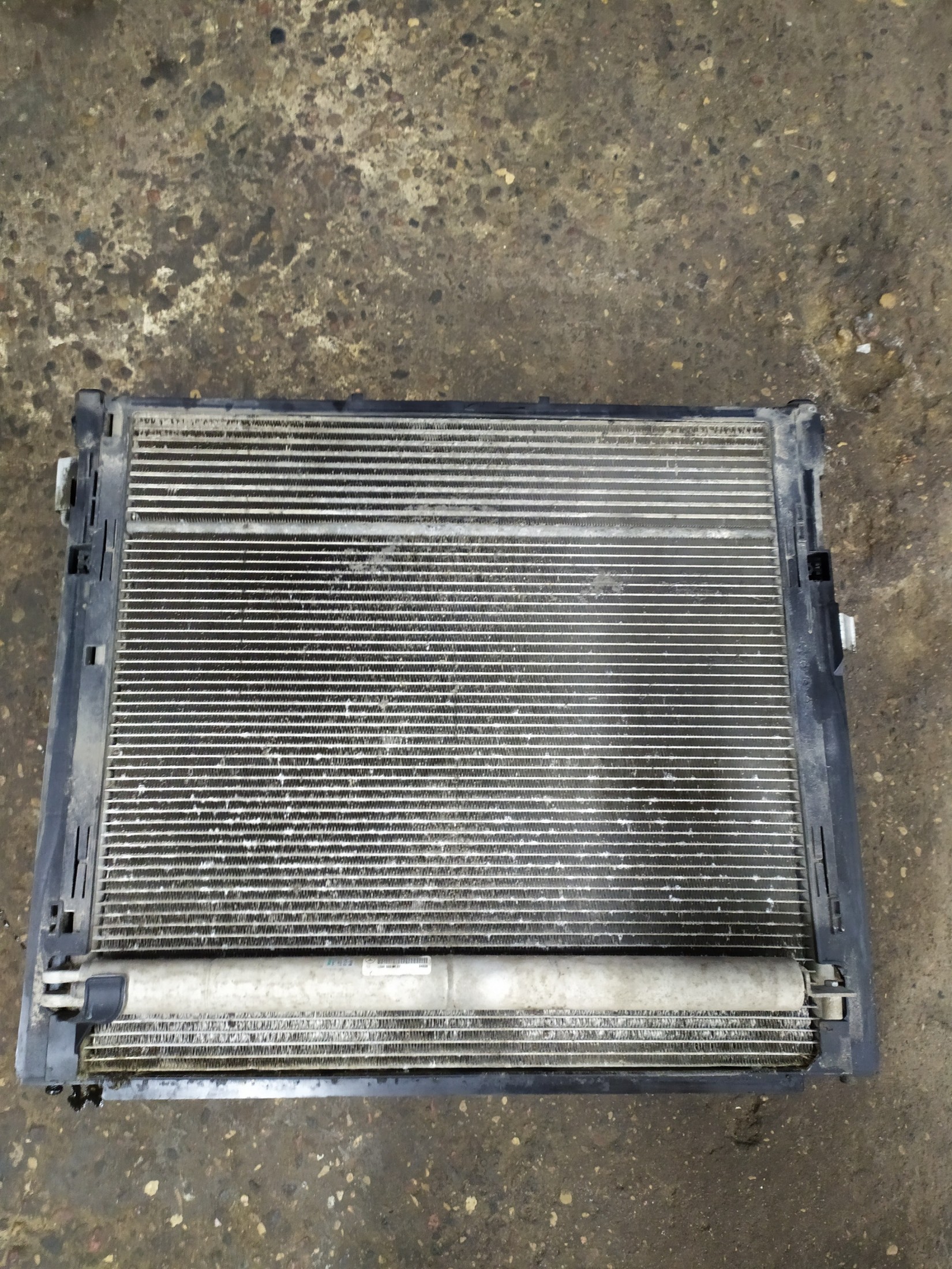 радиатор кондиционера W166